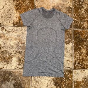 Lululemon Swiftly Tech Short Sleeve Shirt